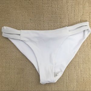 WHITE ZAFUL Bikini Bottoms (never worn before)